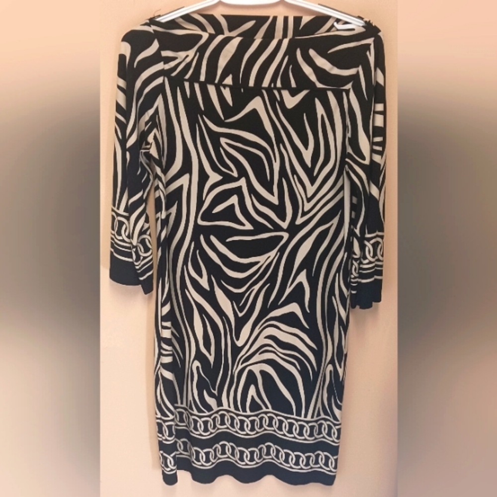 Encode black/cream belle sleeve zebra dress